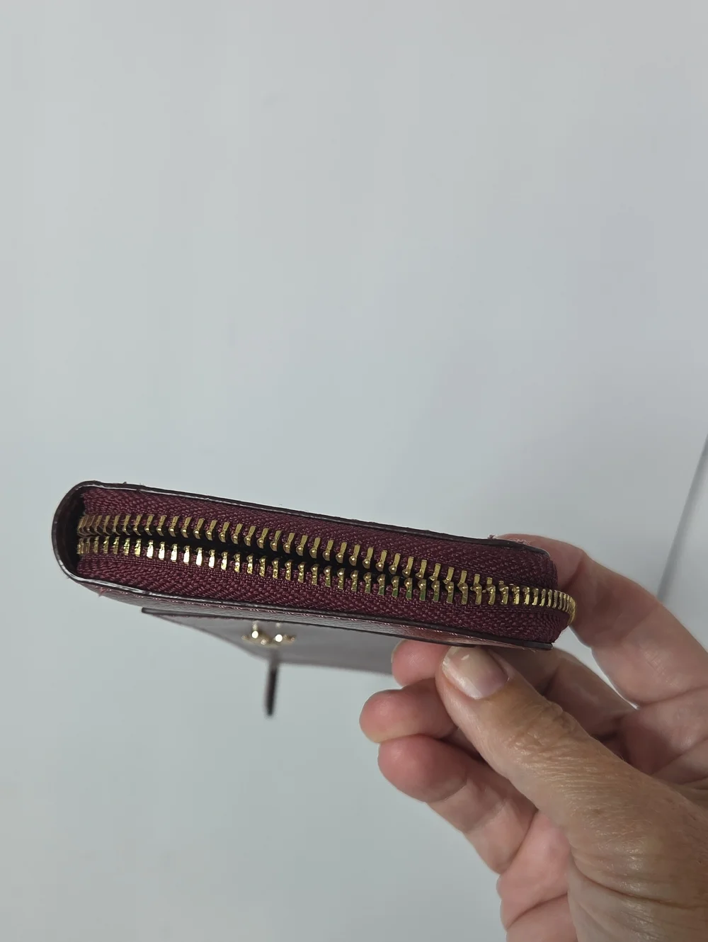 coach f54007 accordian zip around wallet metallic cherry wine front card pocket